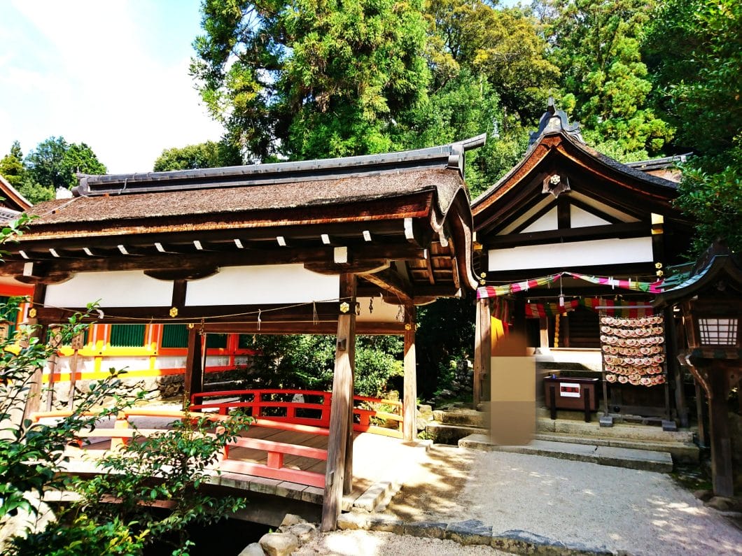 上賀茂神社の縁結びのパワースポット片岡御子神社