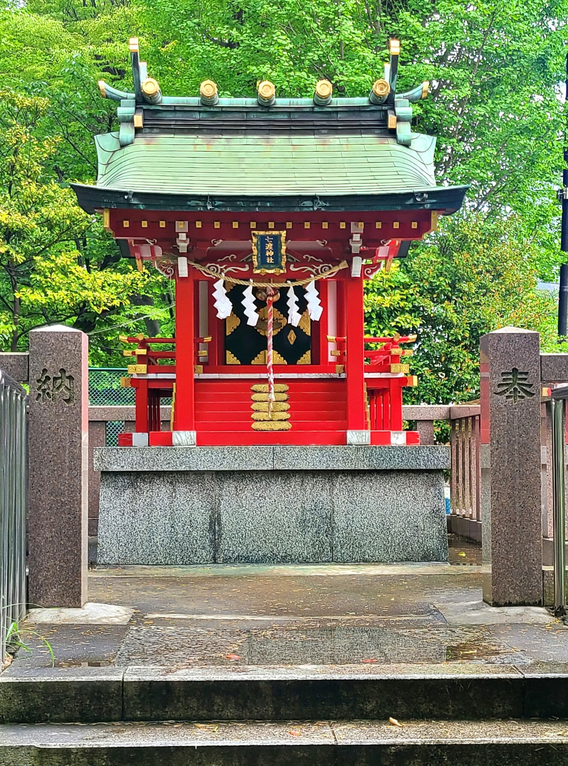 富岡八幡宮の七渡神社